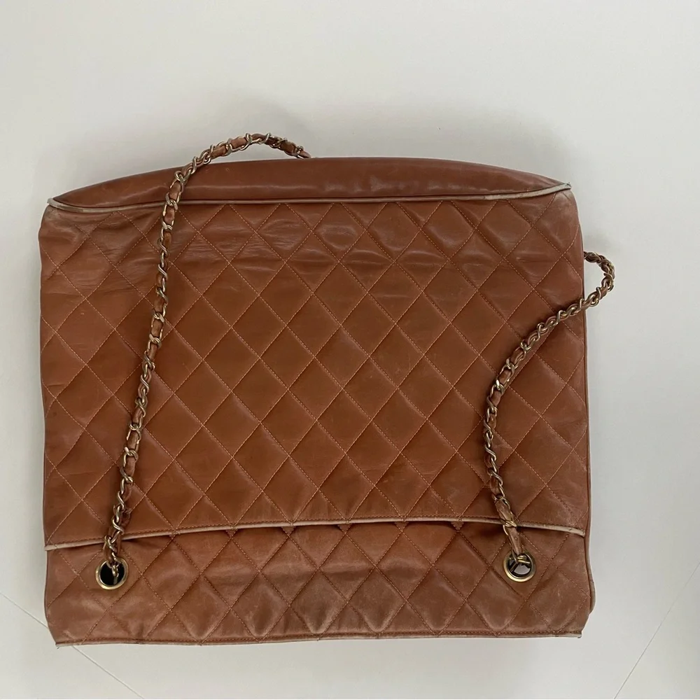 Vintage Chanel brown leather quilted tote bag - Picture 7 of 11